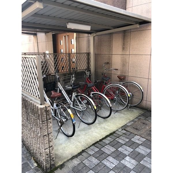レジデンス新瀬戸の外観写真