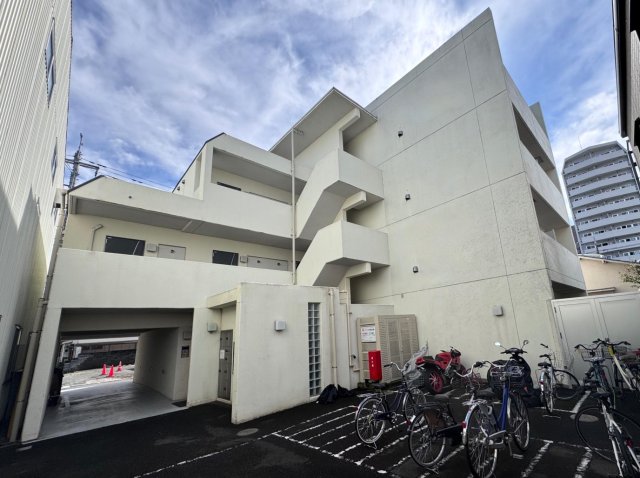 その他共有部分　バイクも置ける駐輪場
