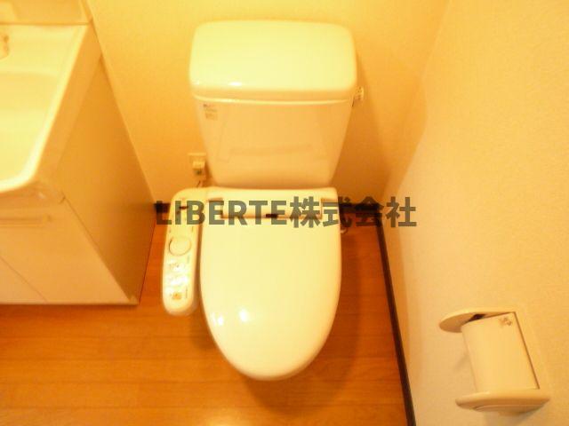 ＪＲ鹿児島本線 博多駅 徒歩10分 9階建 築25年のトイレ写真