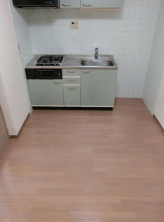 ローズキャッスルの居間写真