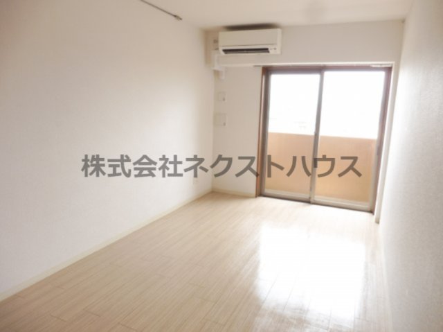グランディールの居間写真