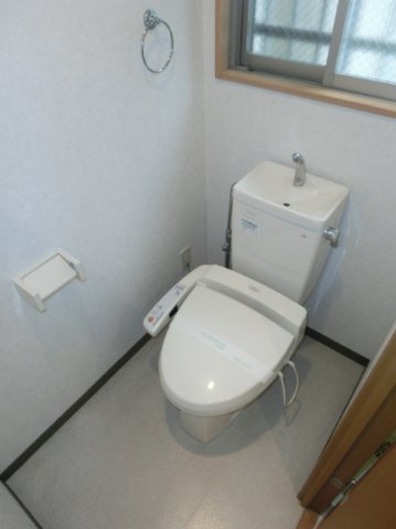 トイレ　※同物件別号室参考写真