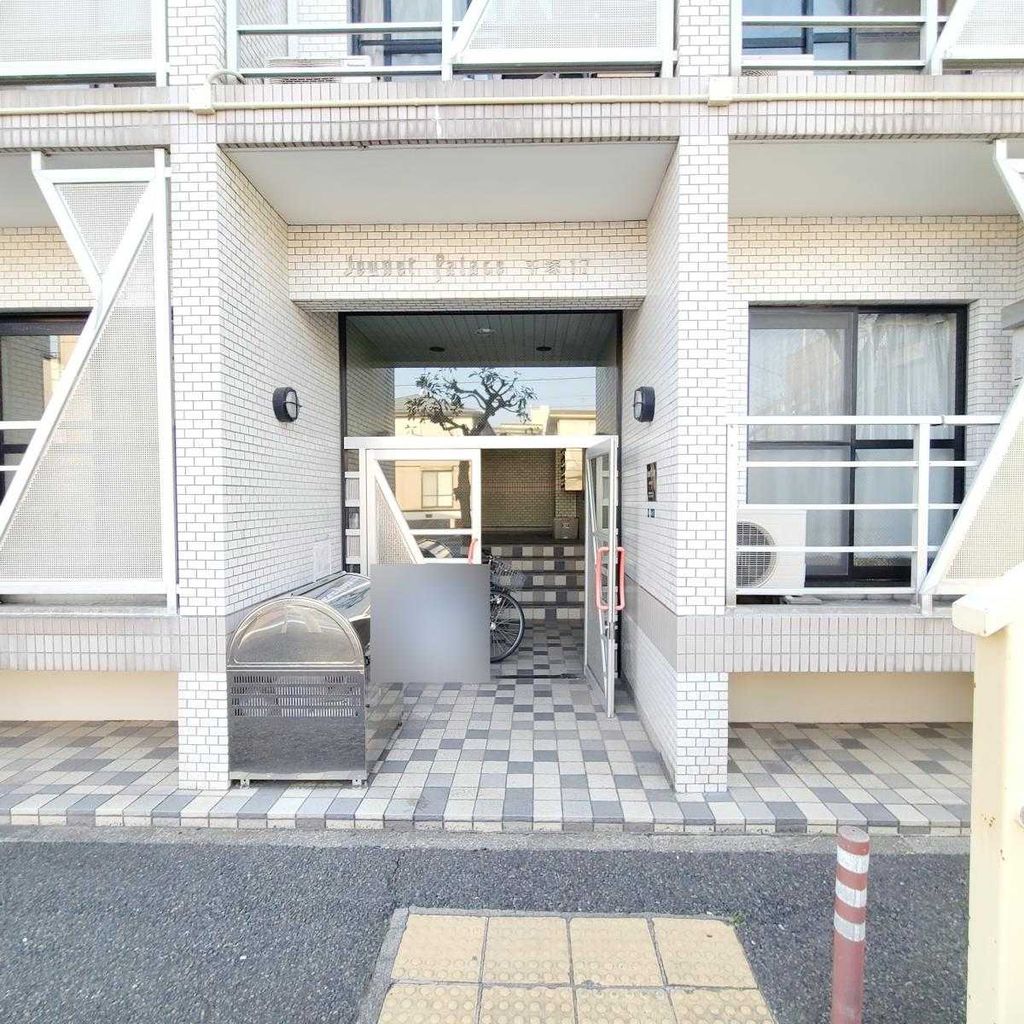 ジュネパレス平塚17の外観写真