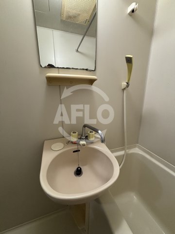 洗面設備　メゾンマルヨネ九条　洗面台