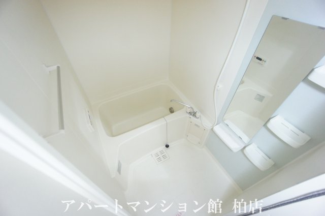 バス・シャワールーム　※別号室参考写真です ※現況優先