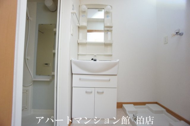 洗面設備　※別号室参考写真です ※現況優先