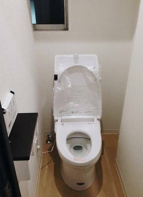トイレ　※同仕様写真