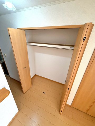 ＪＲ総武本線 四街道駅 徒歩17分 2階建 築19年の内装写真