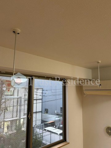 東京メトロ日比谷線 三ノ輪駅 徒歩2分 4階建 築10年の居間写真