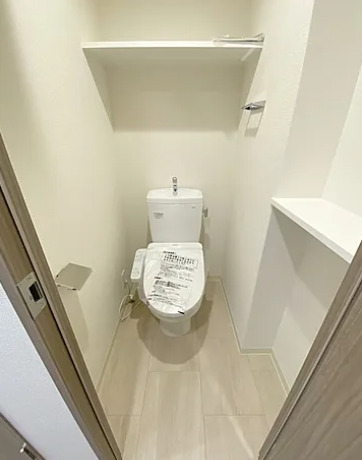 トイレ　プレサンス大国町アドロッソ　トイレ