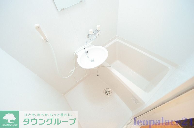 バス・シャワールーム　設備・仕様は号室により異なる為、現況を優先致します。
