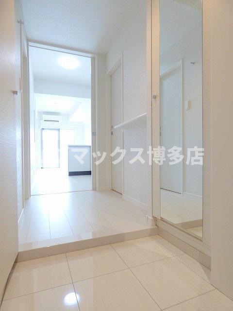玄関　※写真と異なる場合は現状優先。