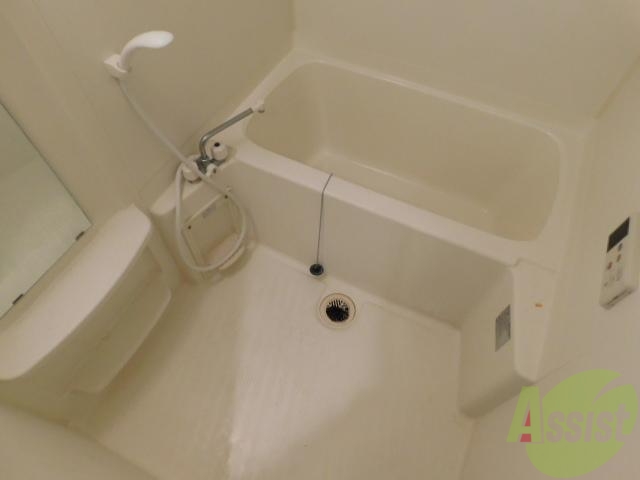 バス・シャワールーム　お湯に浸かって１日の疲れを癒やしてください