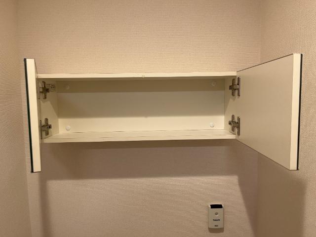 その他設備　トイレ収納