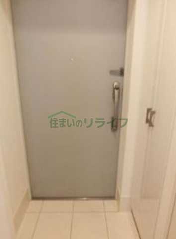 玄関　写真は他階層のものになります