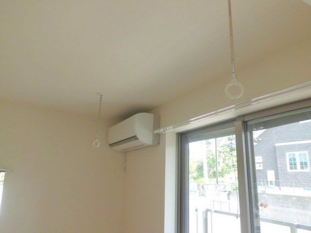 その他設備　雨の日に嬉しい室内物干フック