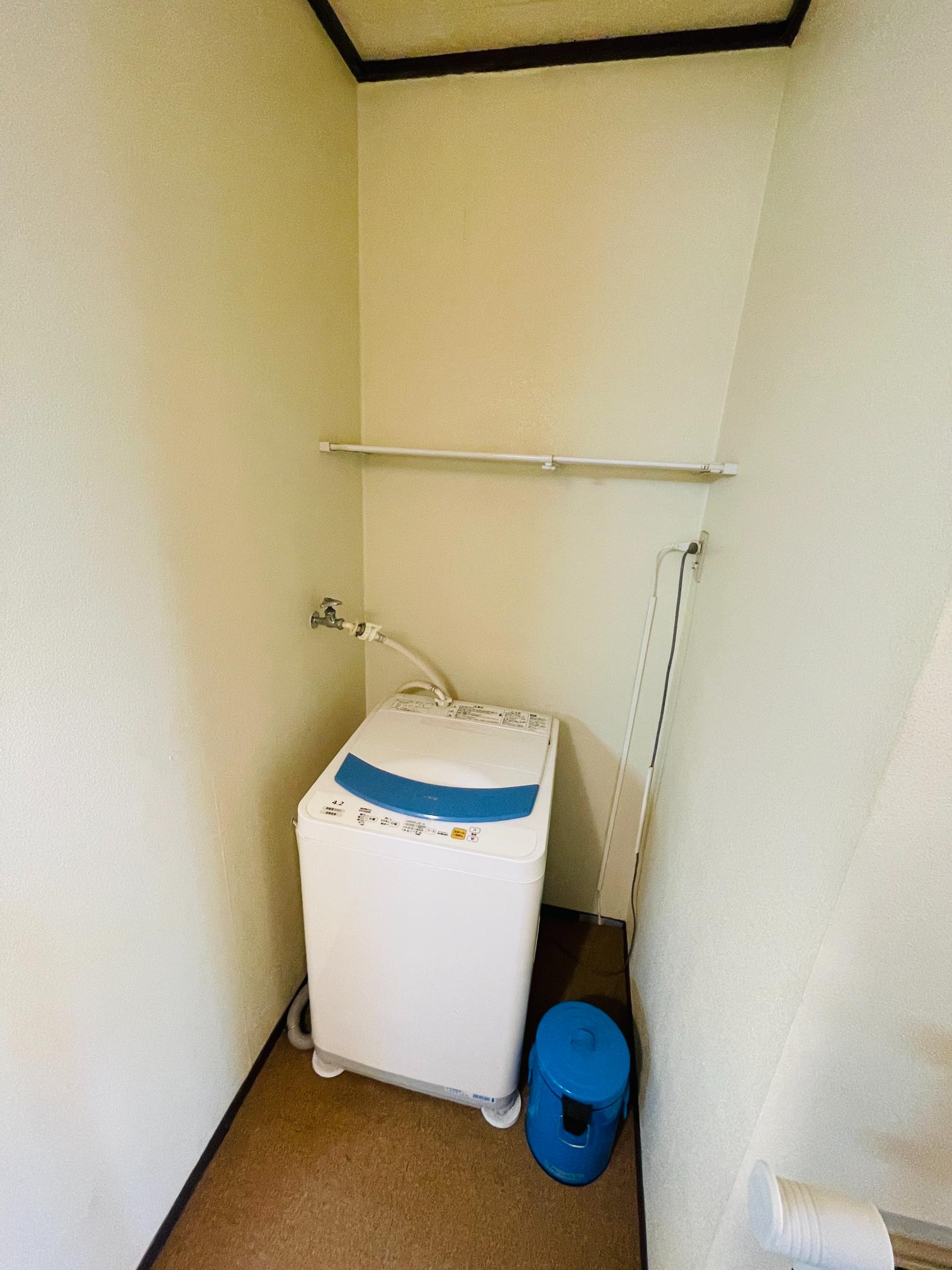 洗面設備　※家具家電は撤去可能です。