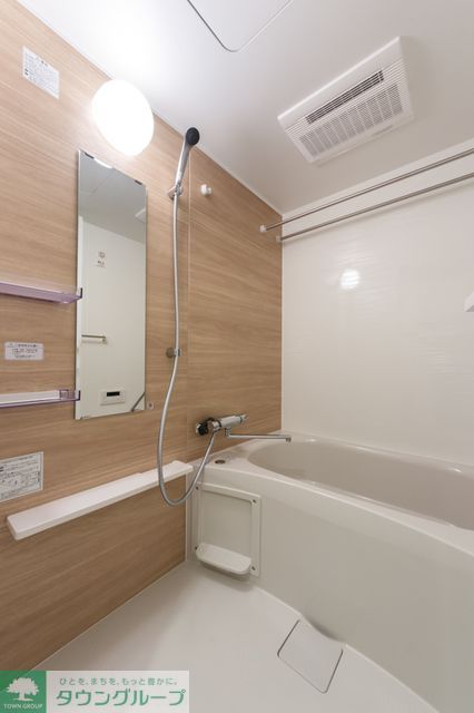バス・シャワールーム　※写真は同タイプ住戸です。