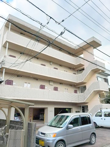 建物外観　2021年10月撮影