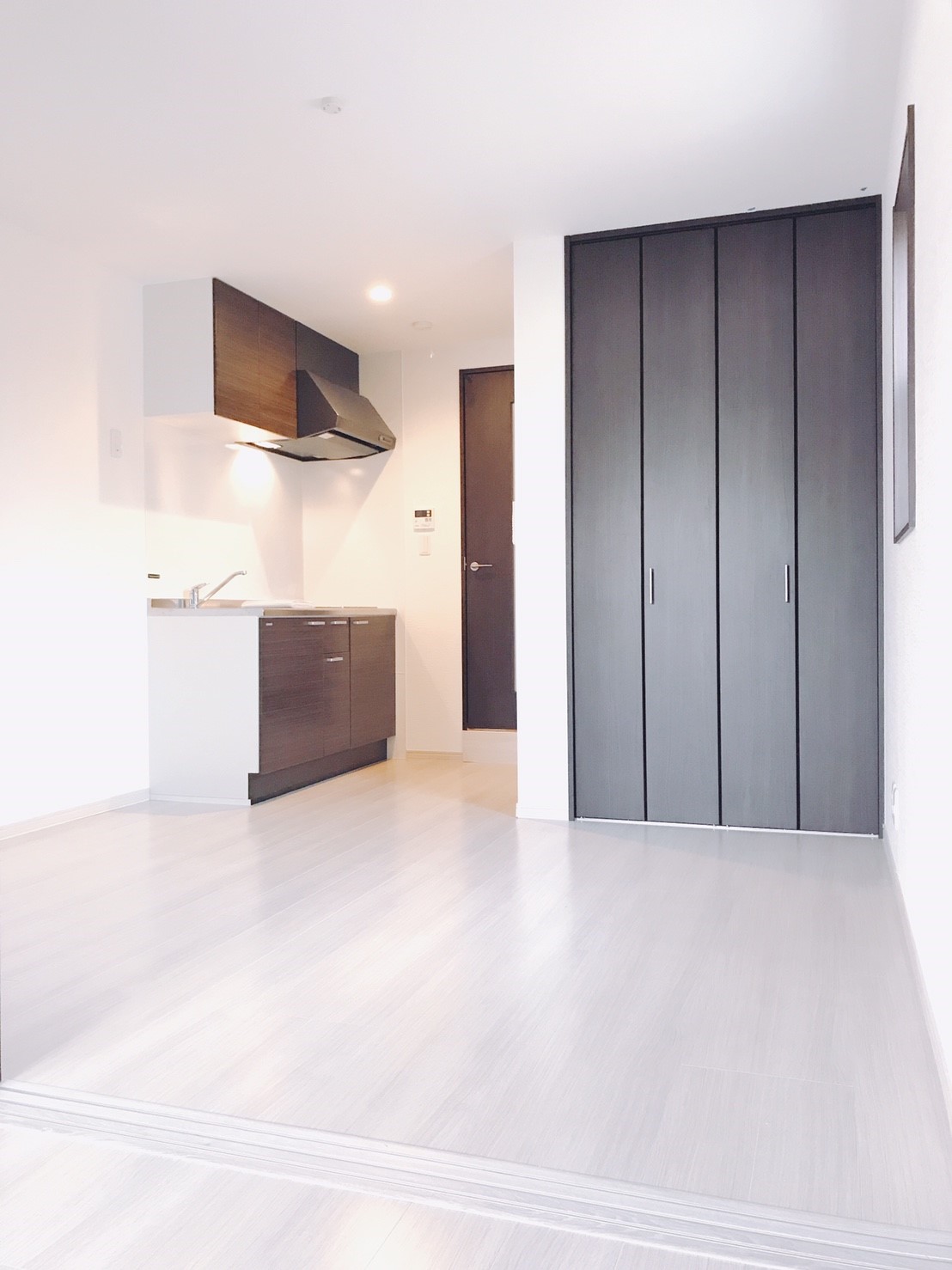 居室・リビング　収納があるLDK！