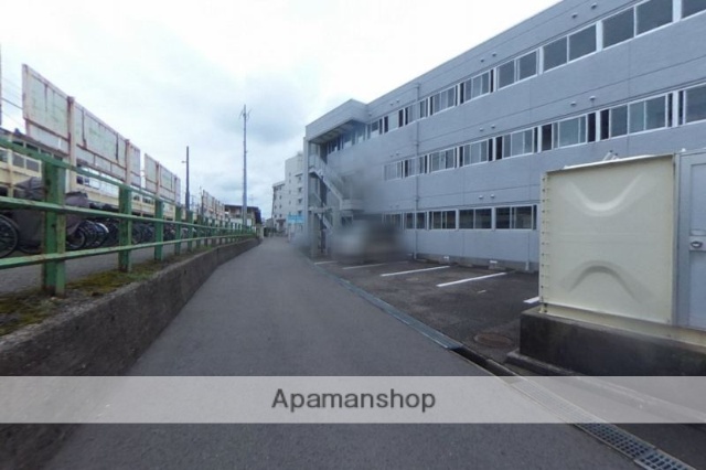 その他　前面道路（その他）まで0m