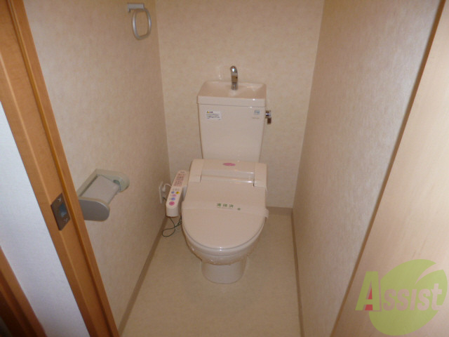 トイレ　ウォシュレット付きで設備充実