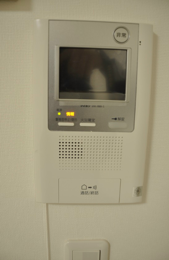 その他設備　モニター付インターホン