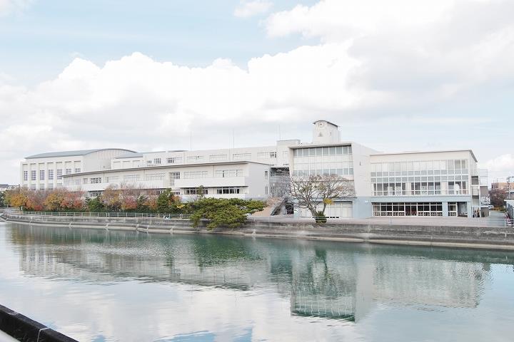 高校・高専　徳島市立高等学校（高校・高専）まで447m