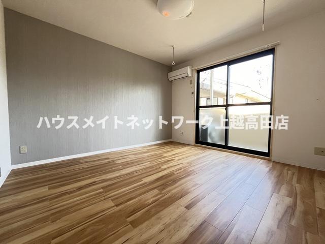 居室・リビング　洋室