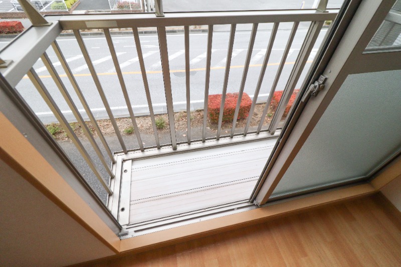 バルコニー　図面と現状に相違がある場合には現状を優先