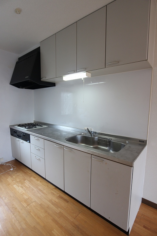 キッチン　システムキッチンでグリルまで付いています。