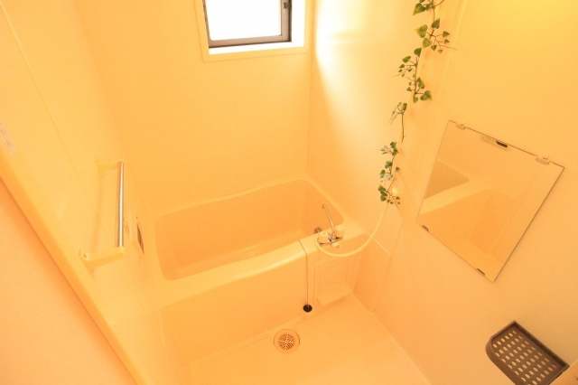 バス・シャワールーム　反転です