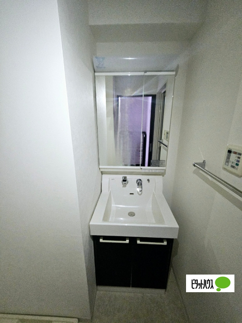 洗面設備　必需品です。
