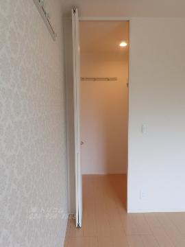 収納　ウォークインクローゼット