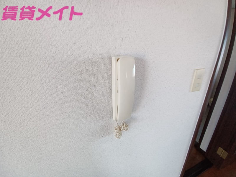 セキュリティ　同物件別部屋の写真