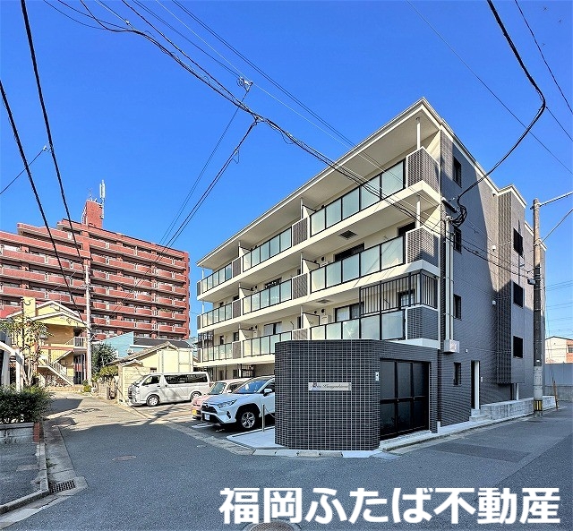 【ソシオス春日駅前の建物外観】