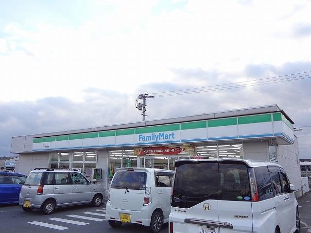 コンビニ　ファミリーマート／中間垣生店（コンビニ）まで850m