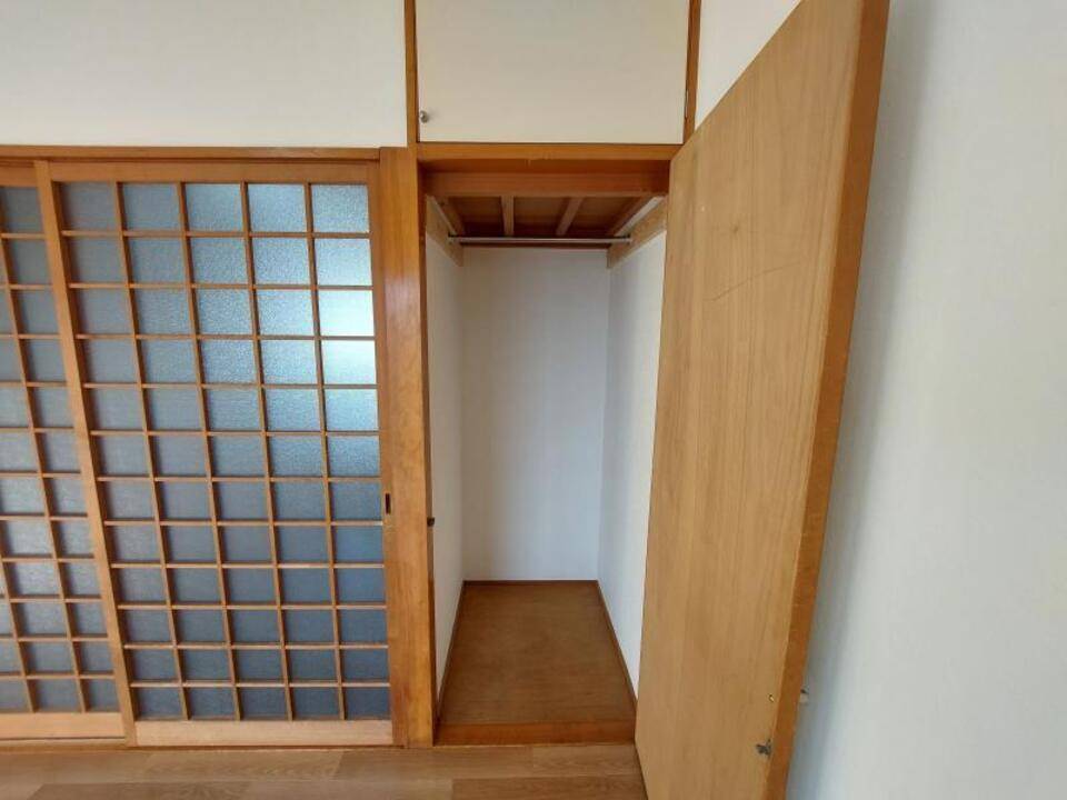 収納　クローゼット