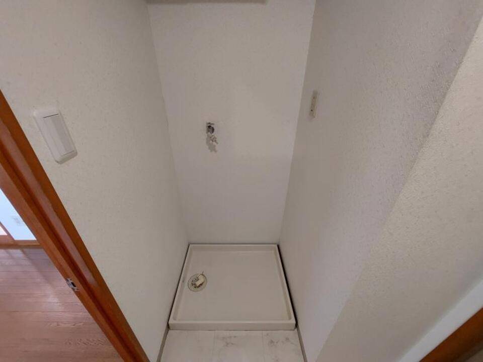 洗面設備　洗濯機置場