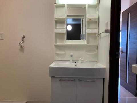 洗面設備　洗髪洗面化粧台