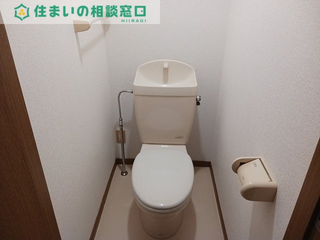 トイレ　同型
