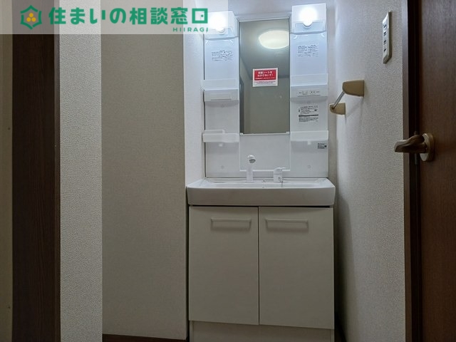 洗面設備　同型