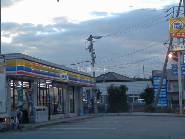 コンビニ　ミニストップ 伊勢黒瀬町店（コンビニ）まで120m