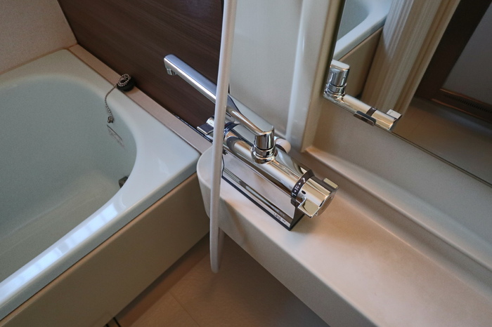 バス・シャワールーム　バス