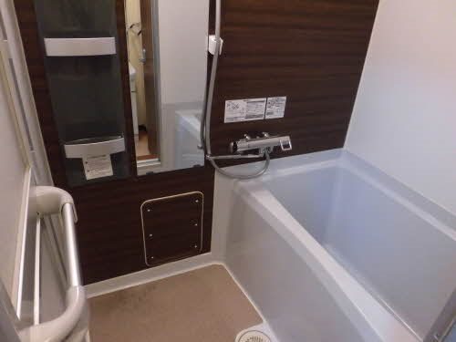 バス・シャワールーム