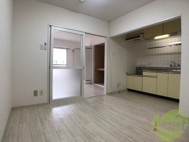 居室・リビング　広くてキレイなお部屋が広がっていて、充実した生活が送れそう。