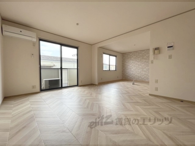 居室・リビング　リビング