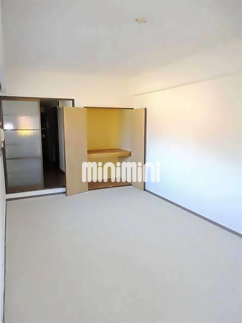 収納　洋室の収納