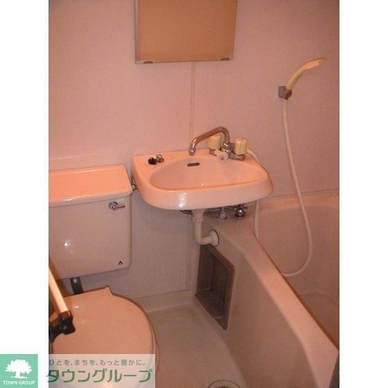 バス・シャワールーム　洗面