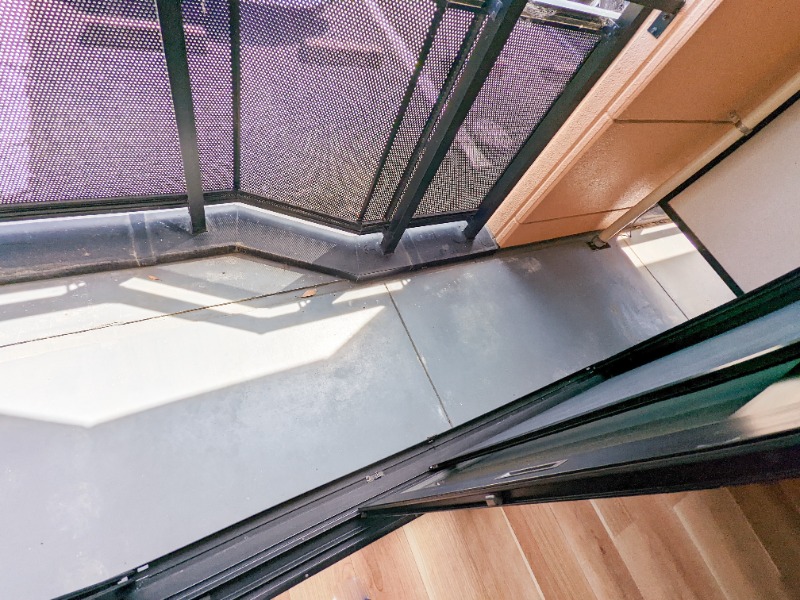 バルコニー　図面と現状に相違がある場合には現状を優先